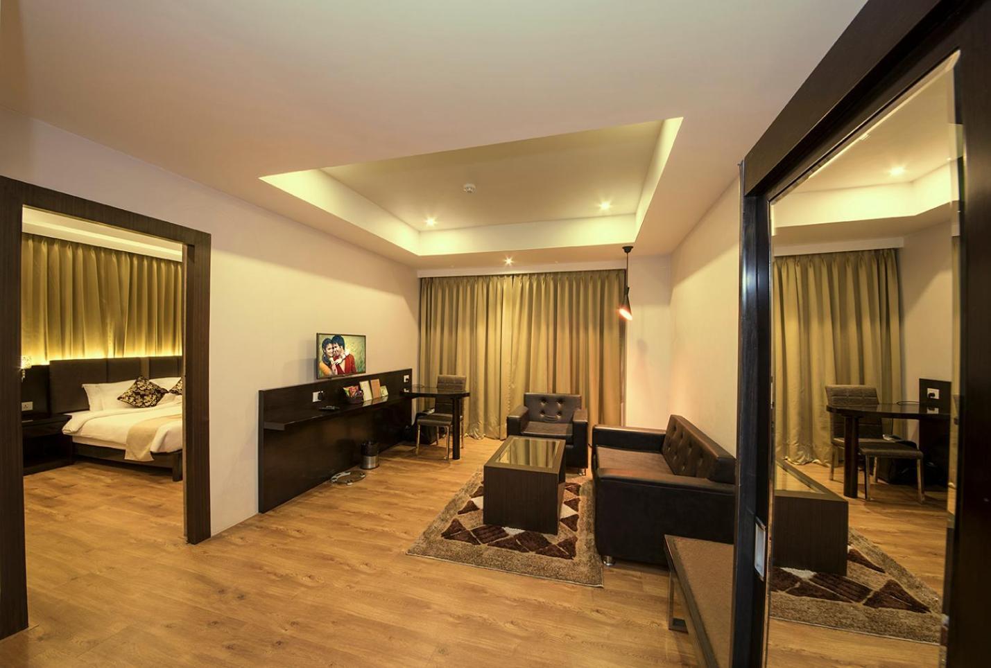 Готель The Fern Residency Колката Номер фото