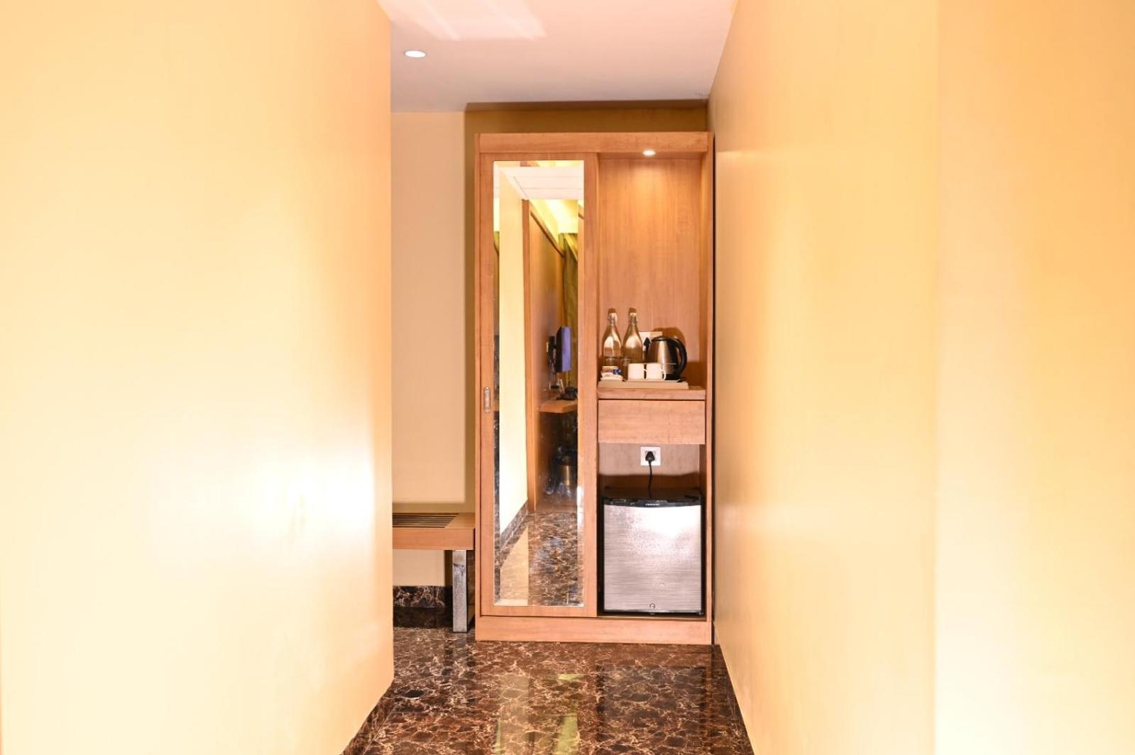 Готель The Fern Residency Колката Екстер'єр фото